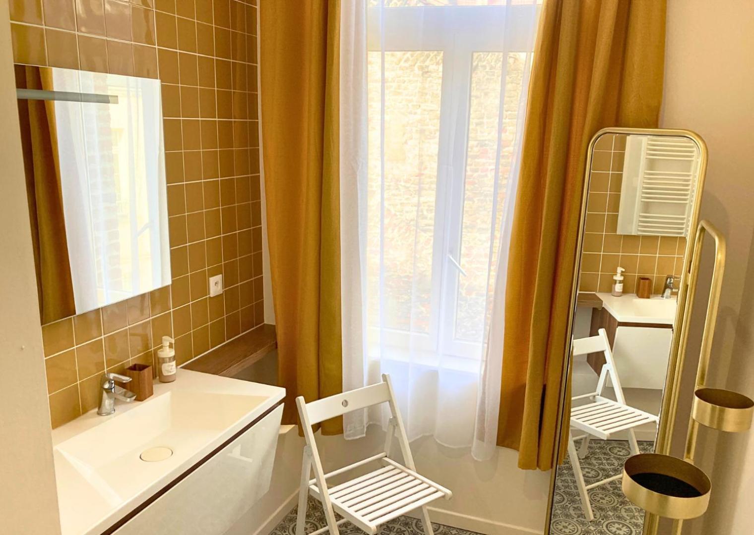 Le Bohemian Chic - 4 Chambres En Hypercentre De Saint-Omer, Ideal Pour Les Groupes Saint-Omer (Pas-de-Calais) Exterior foto